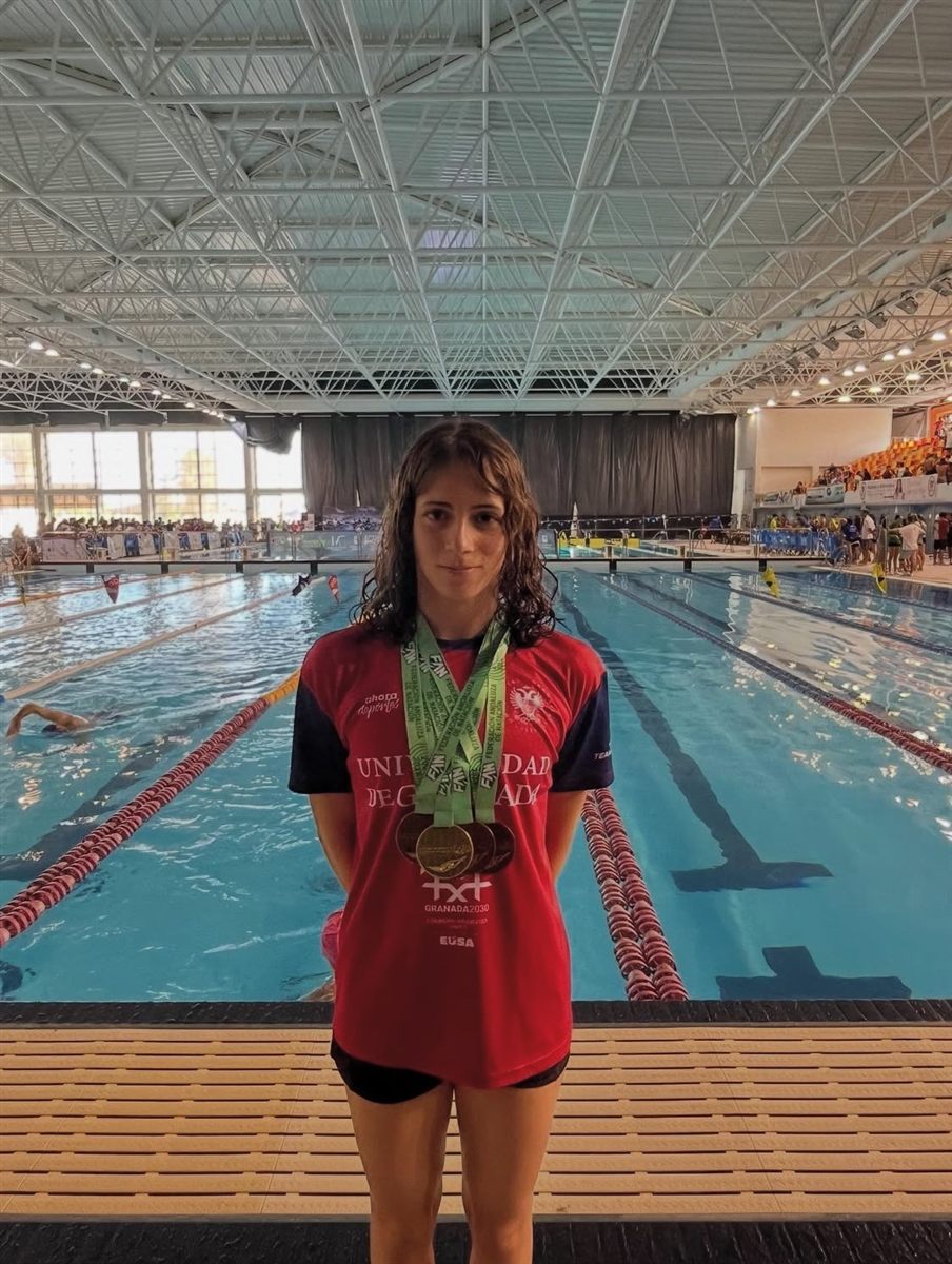 Zoë wearing several Andalusian Federation medals